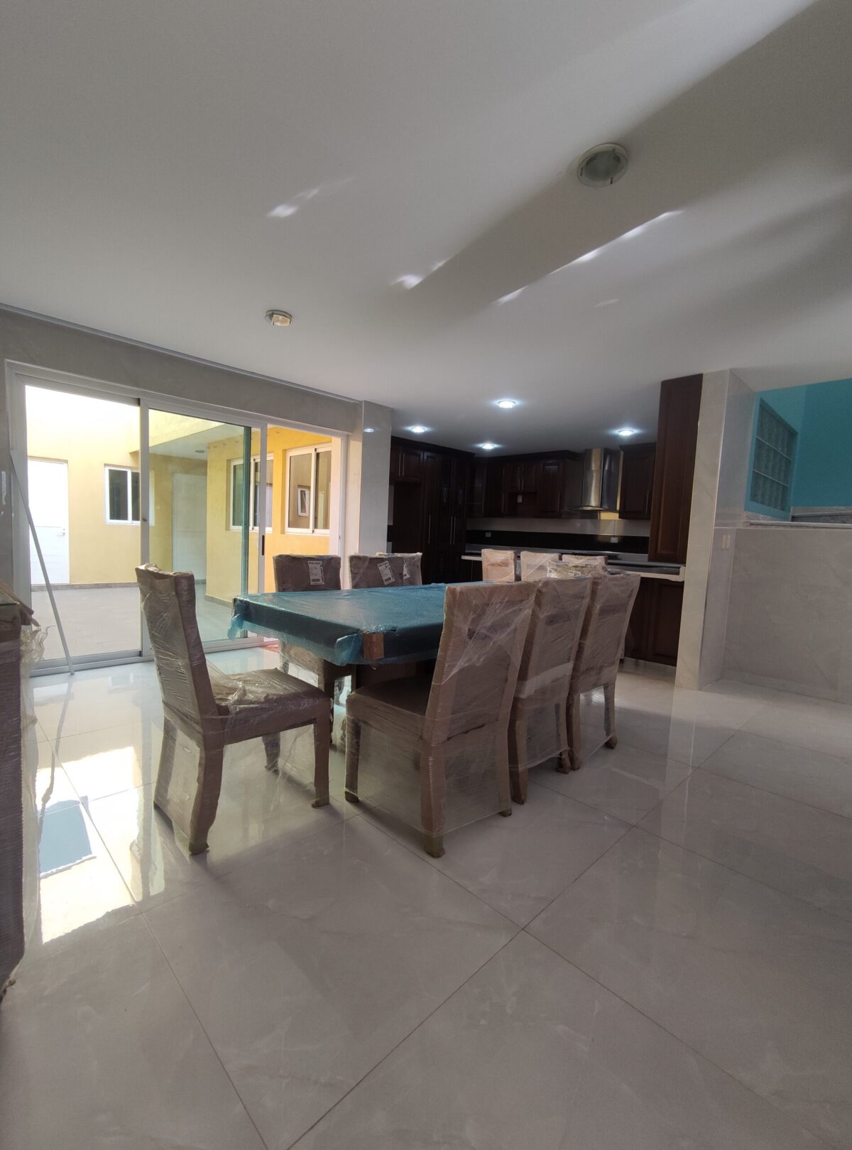 Hermosa casa con acabados de lujo a 5 minutos del CU y Zona Angelópolis