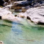 Amplio terreno con agua cerca cerca de Cola de Lagarto